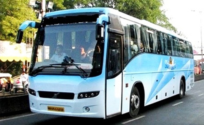 agra tour package by volvo bus